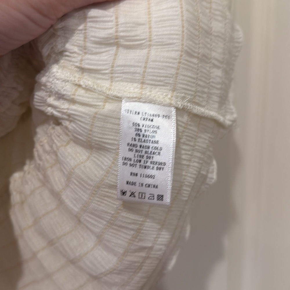 Lush cream cropped top, medium - Picture 7 of 9